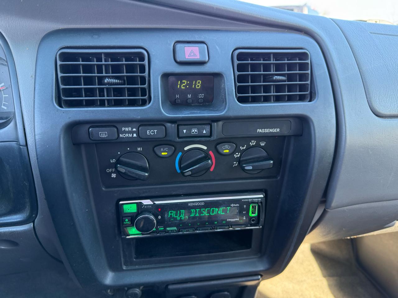 Toyota 4Runner SR5 2WD V6 2002