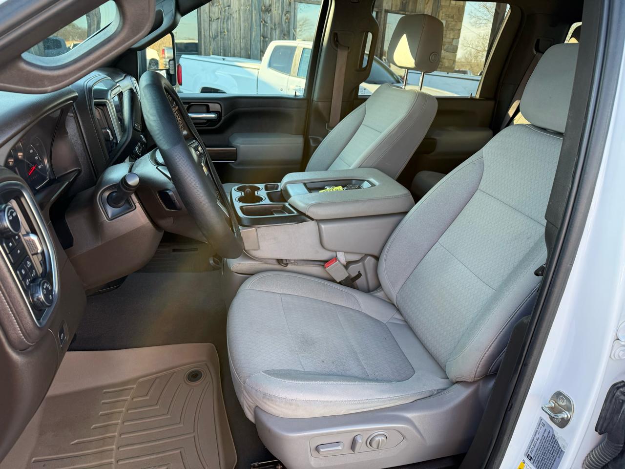 Chevrolet Silverado 3500HD LT Crew Cab 4WD 2022