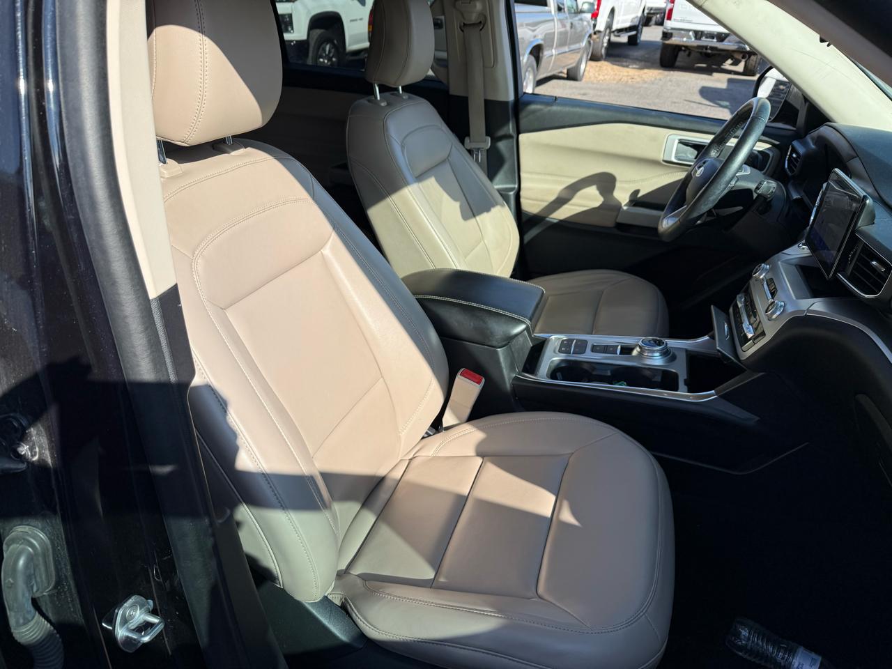 Ford Explorer XLT 2021