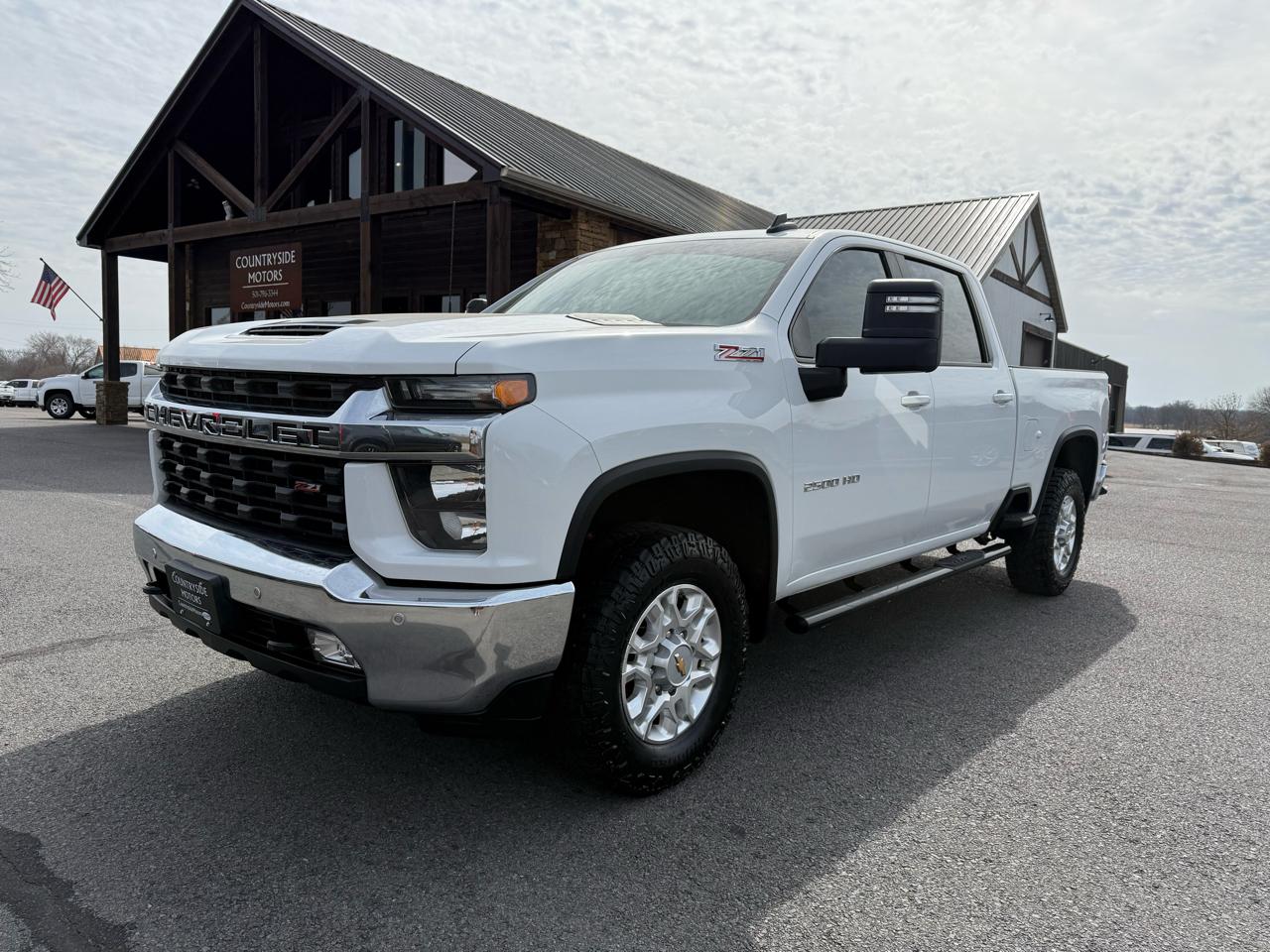 Chevrolet Silverado 2500HD LT Crew Cab 4WD 2023