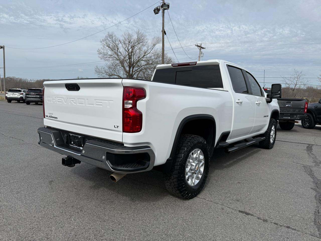 Chevrolet Silverado 2500HD LT Crew Cab 4WD 2023