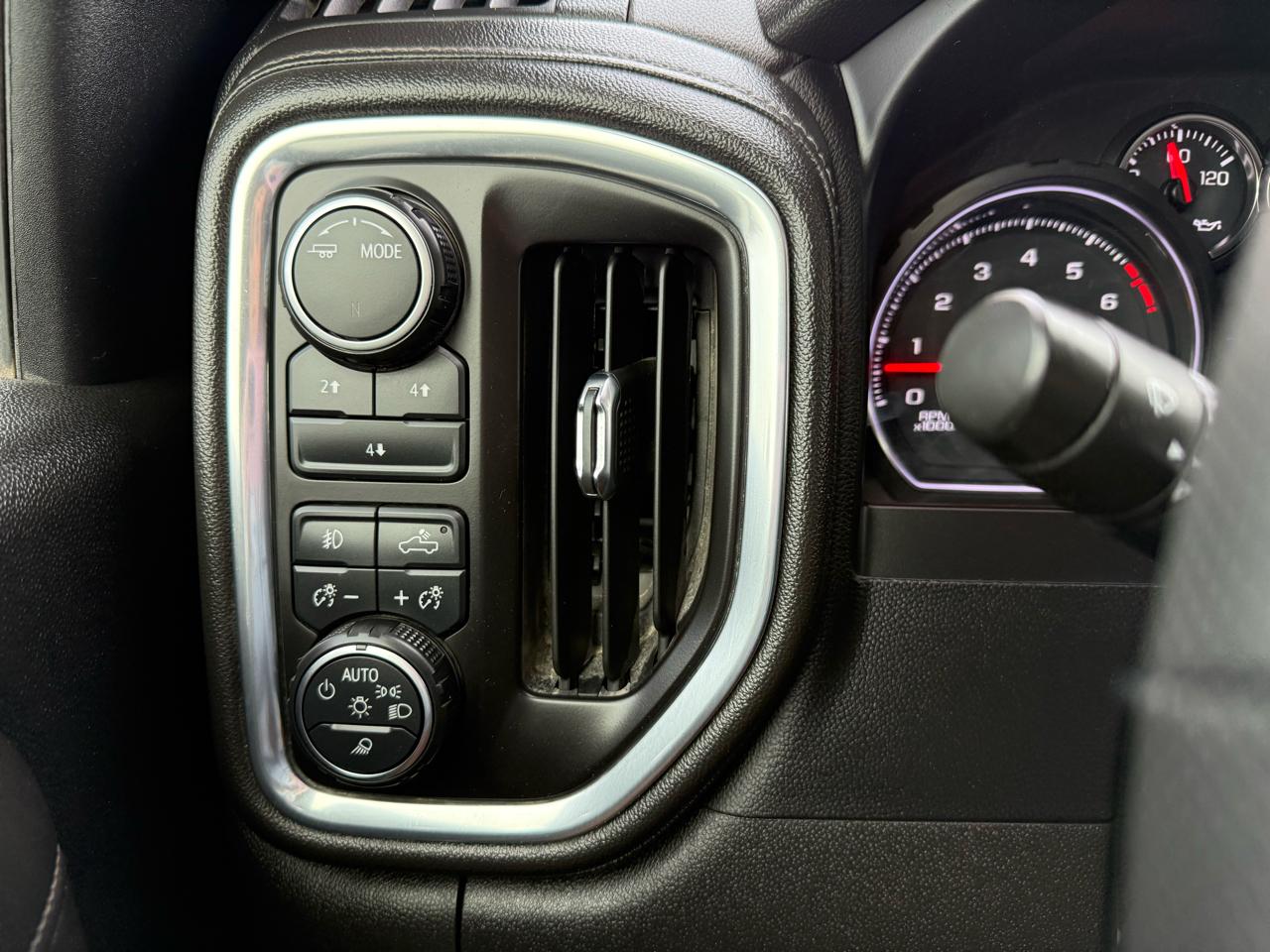 Chevrolet Silverado 2500HD LT Crew Cab 4WD 2023