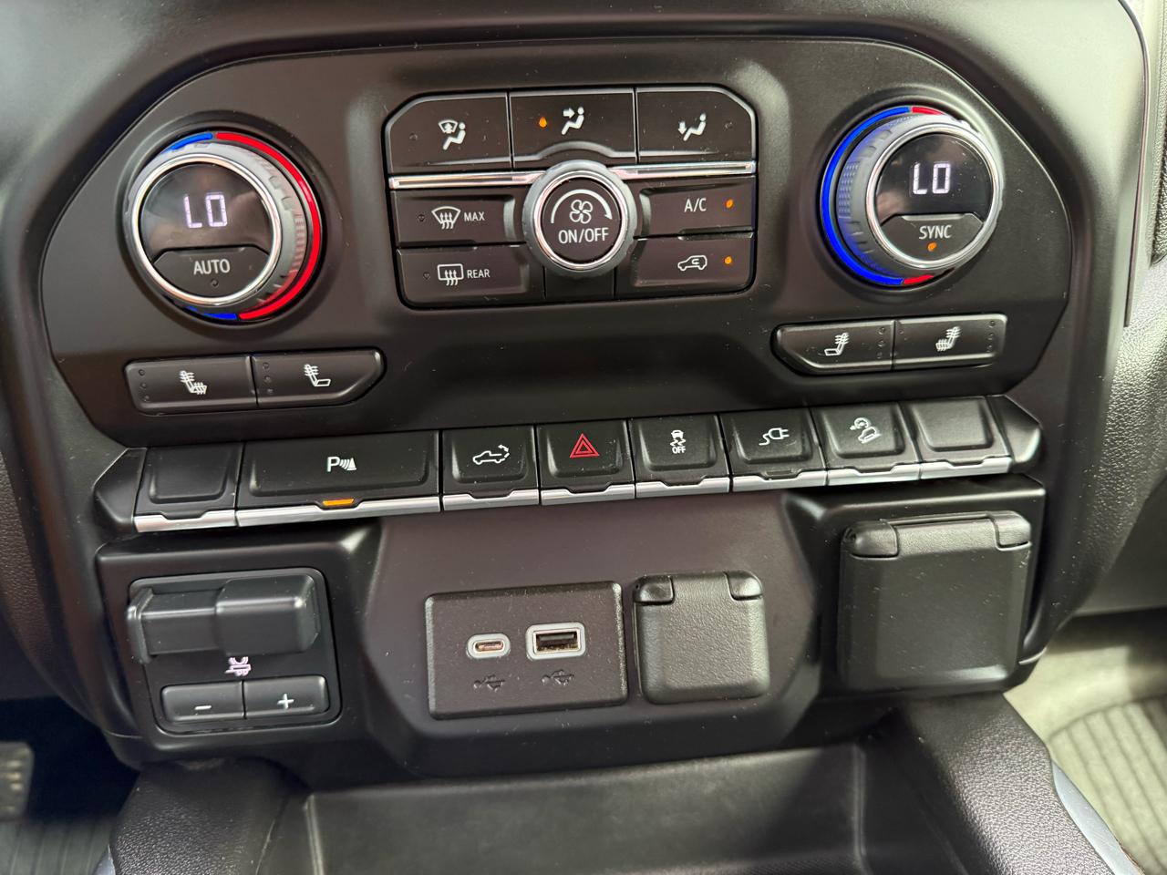 Chevrolet Silverado 2500HD LT Crew Cab 4WD 2023