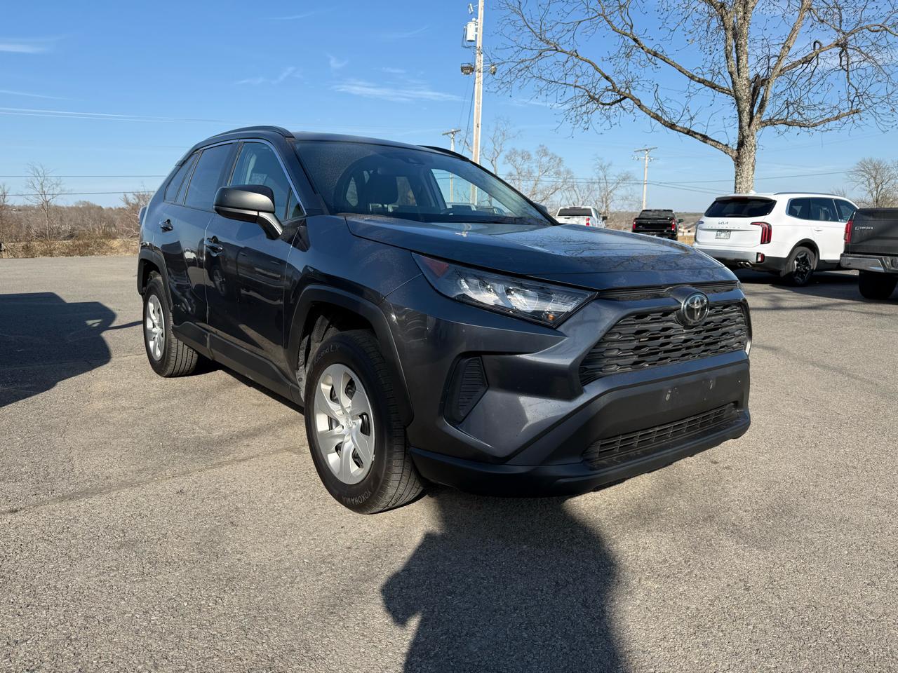 Toyota RAV4 LE 2020