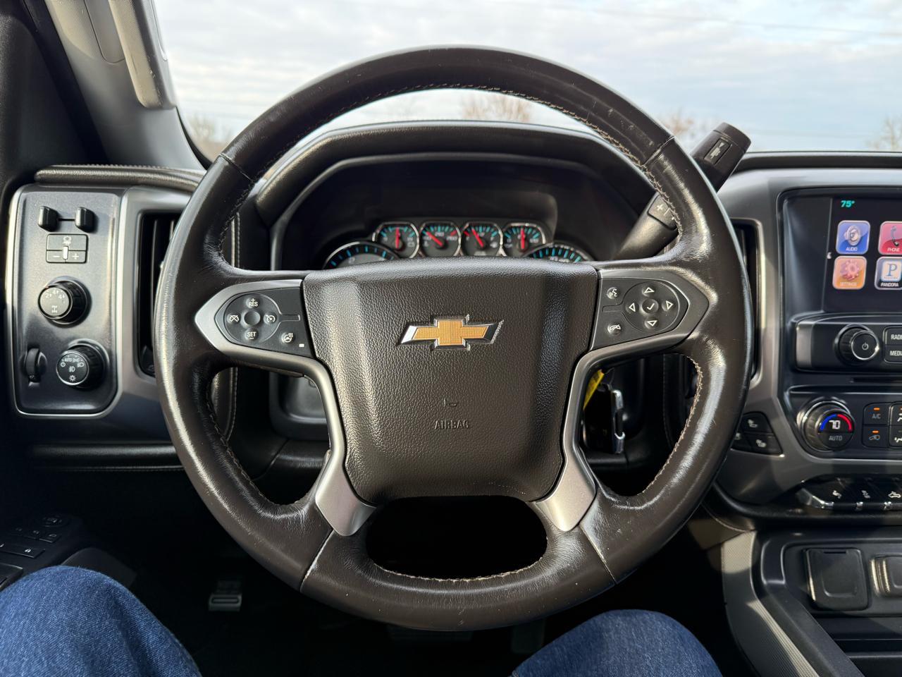 Chevrolet Silverado 2500HD LTZ Crew Cab 4WD 2016