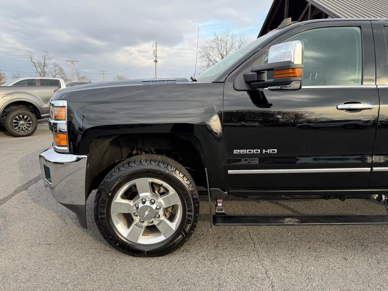 Chevrolet Silverado 2500HD LTZ Crew Cab 4WD 2016