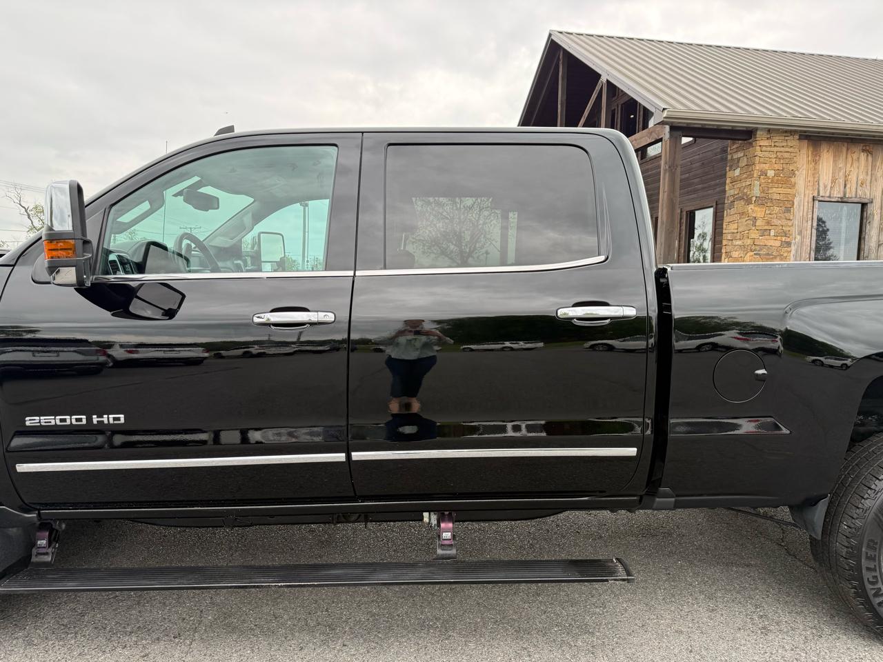 Chevrolet Silverado 2500HD LTZ Crew Cab 4WD 2016