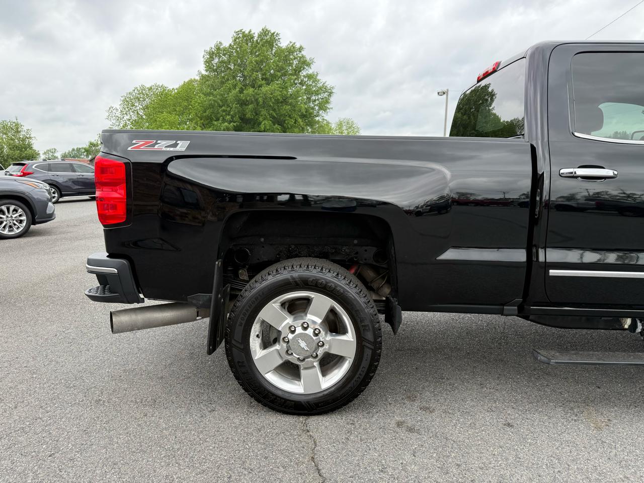 Chevrolet Silverado 2500HD LTZ Crew Cab 4WD 2016