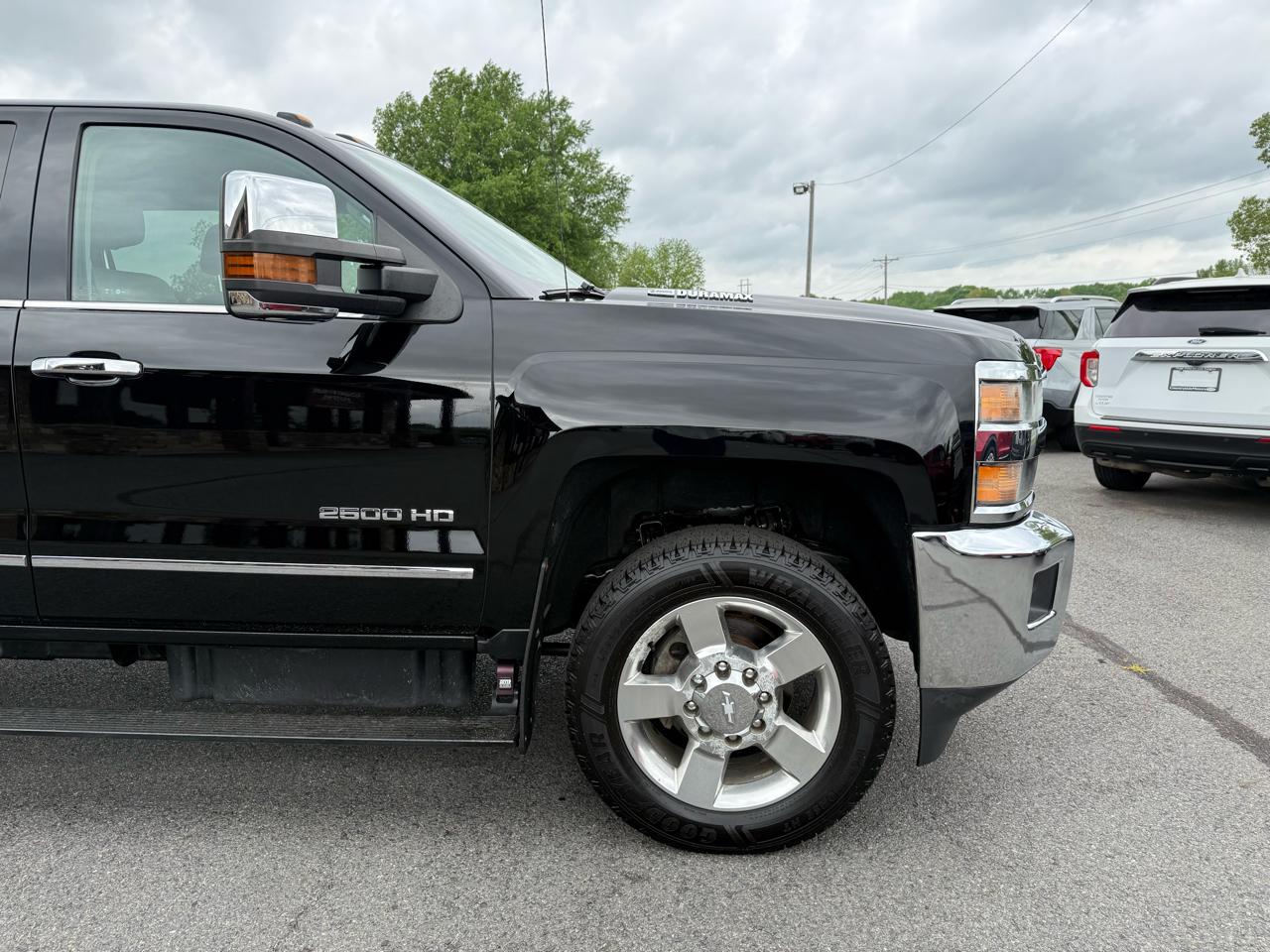 Chevrolet Silverado 2500HD LTZ Crew Cab 4WD 2016