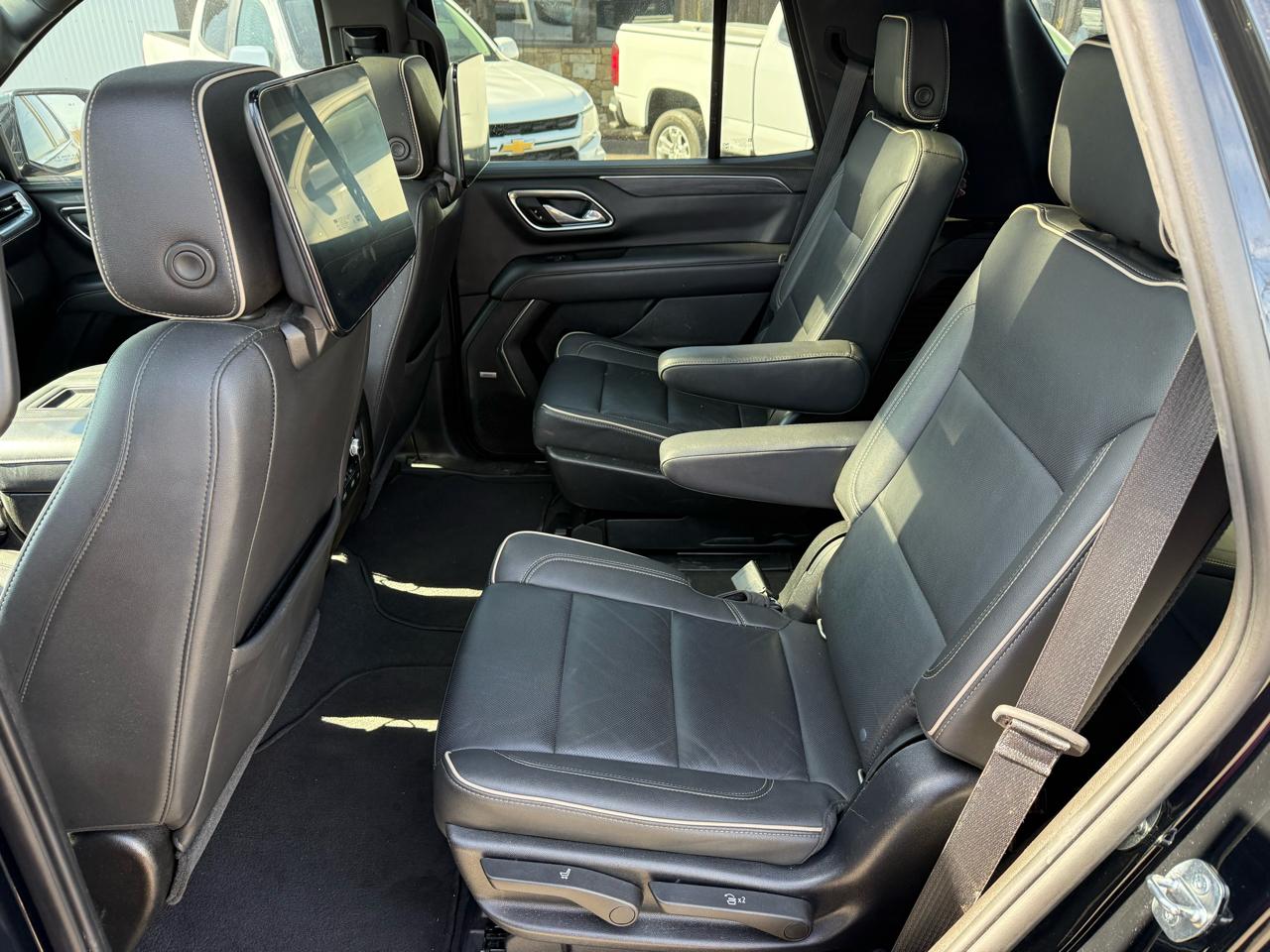 GMC Yukon SLT 2WD 2021