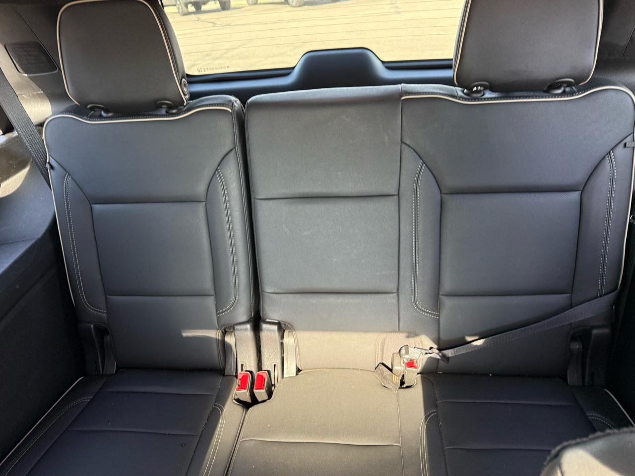 GMC Yukon SLT 2WD 2021