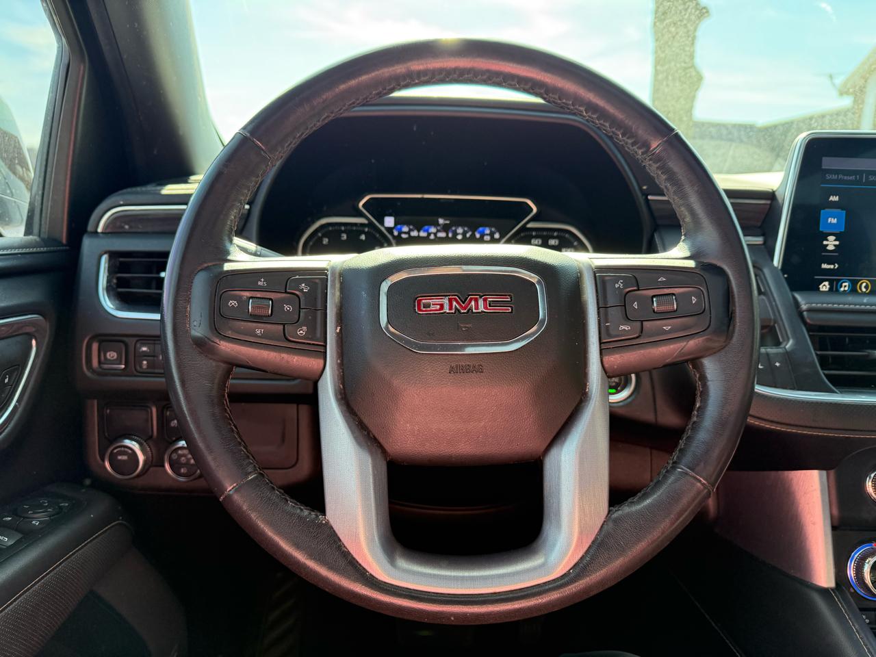 GMC Yukon SLT 2WD 2021