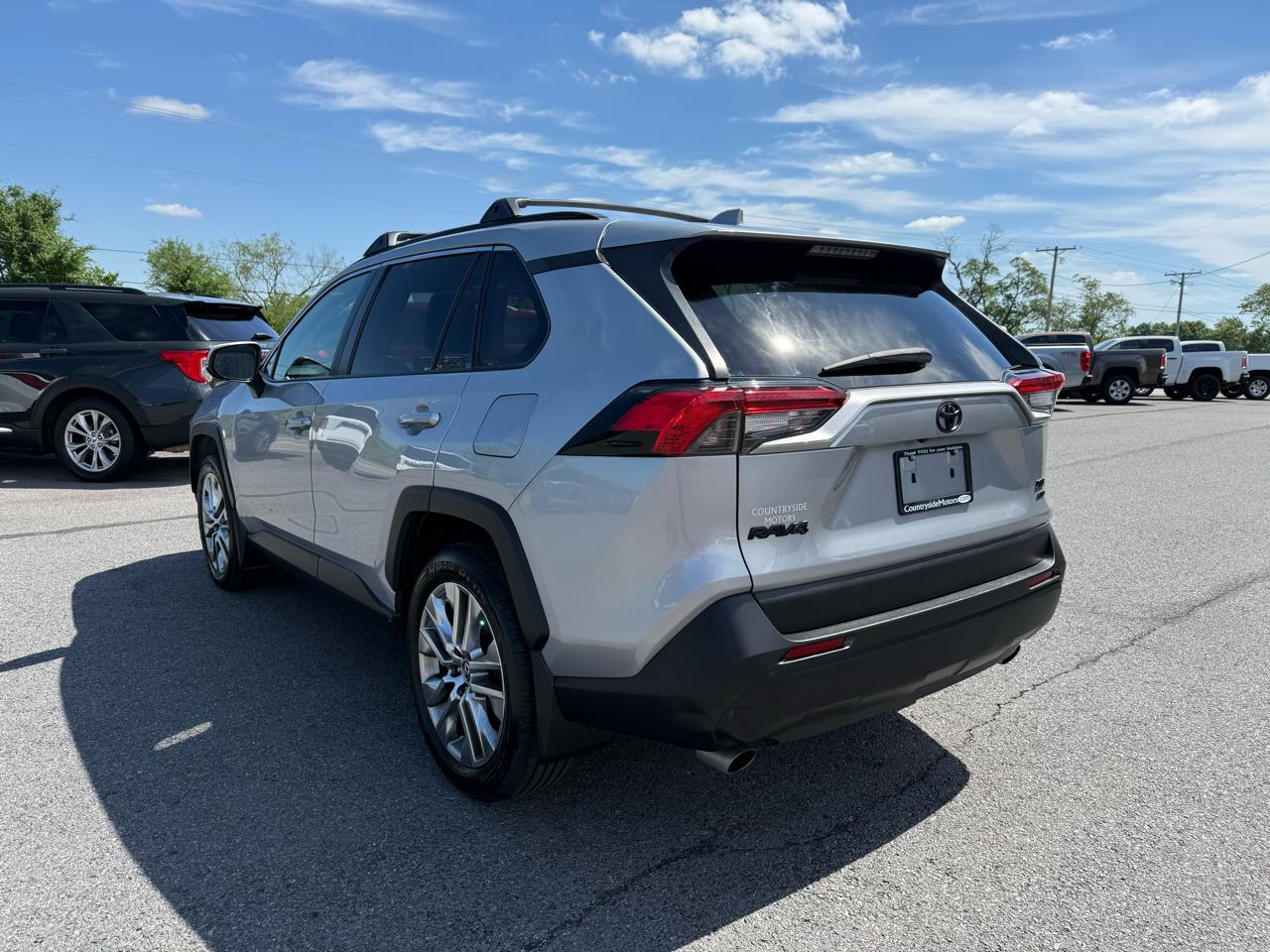Toyota RAV4 XLE Premium AWD 2019