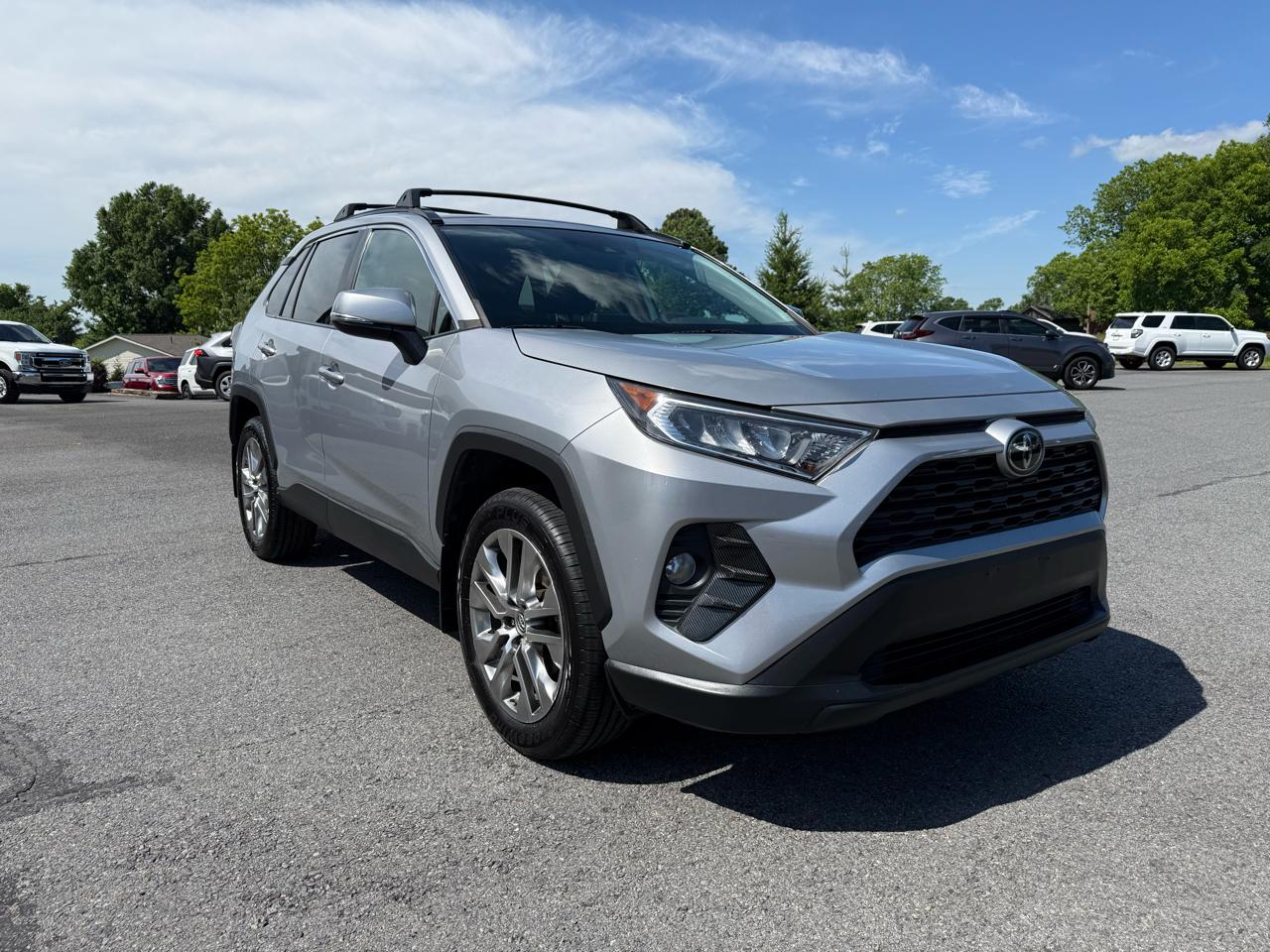 Toyota RAV4 XLE Premium AWD 2019