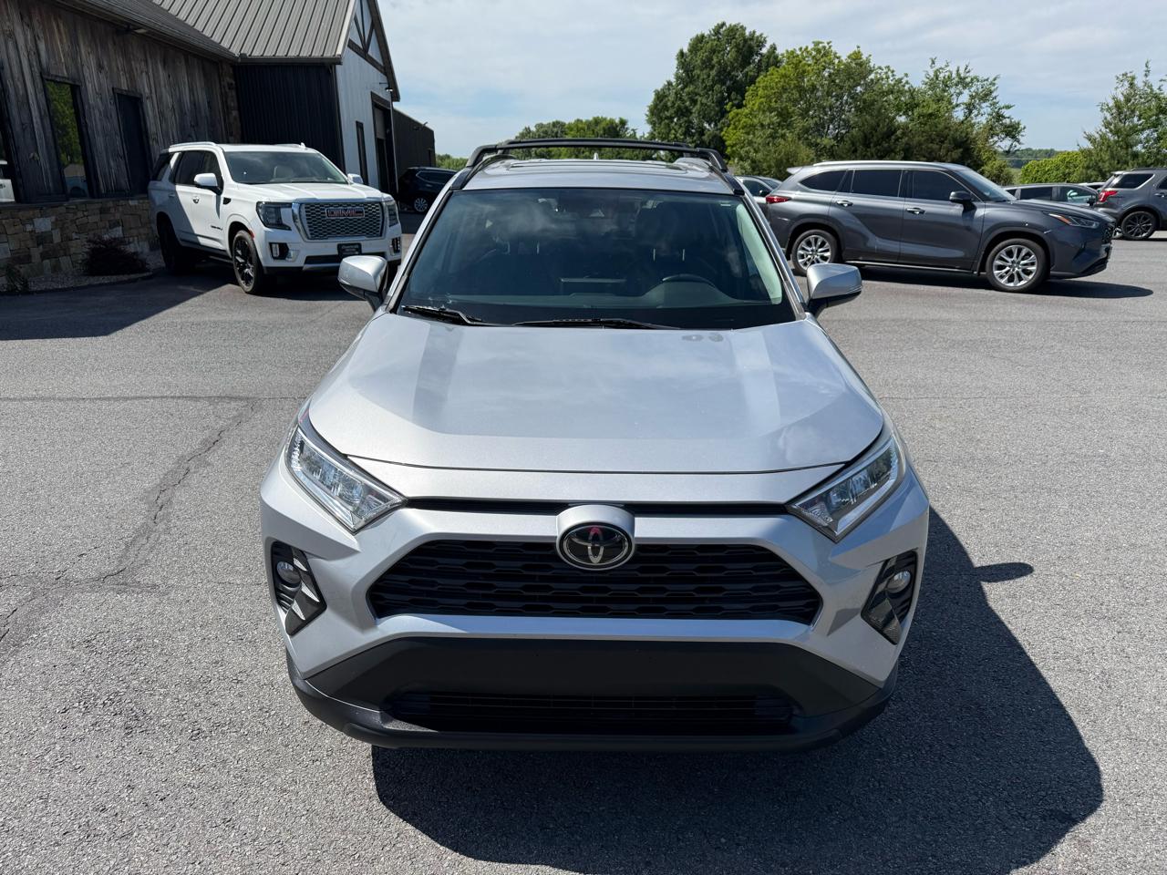 Toyota RAV4 XLE Premium AWD 2019