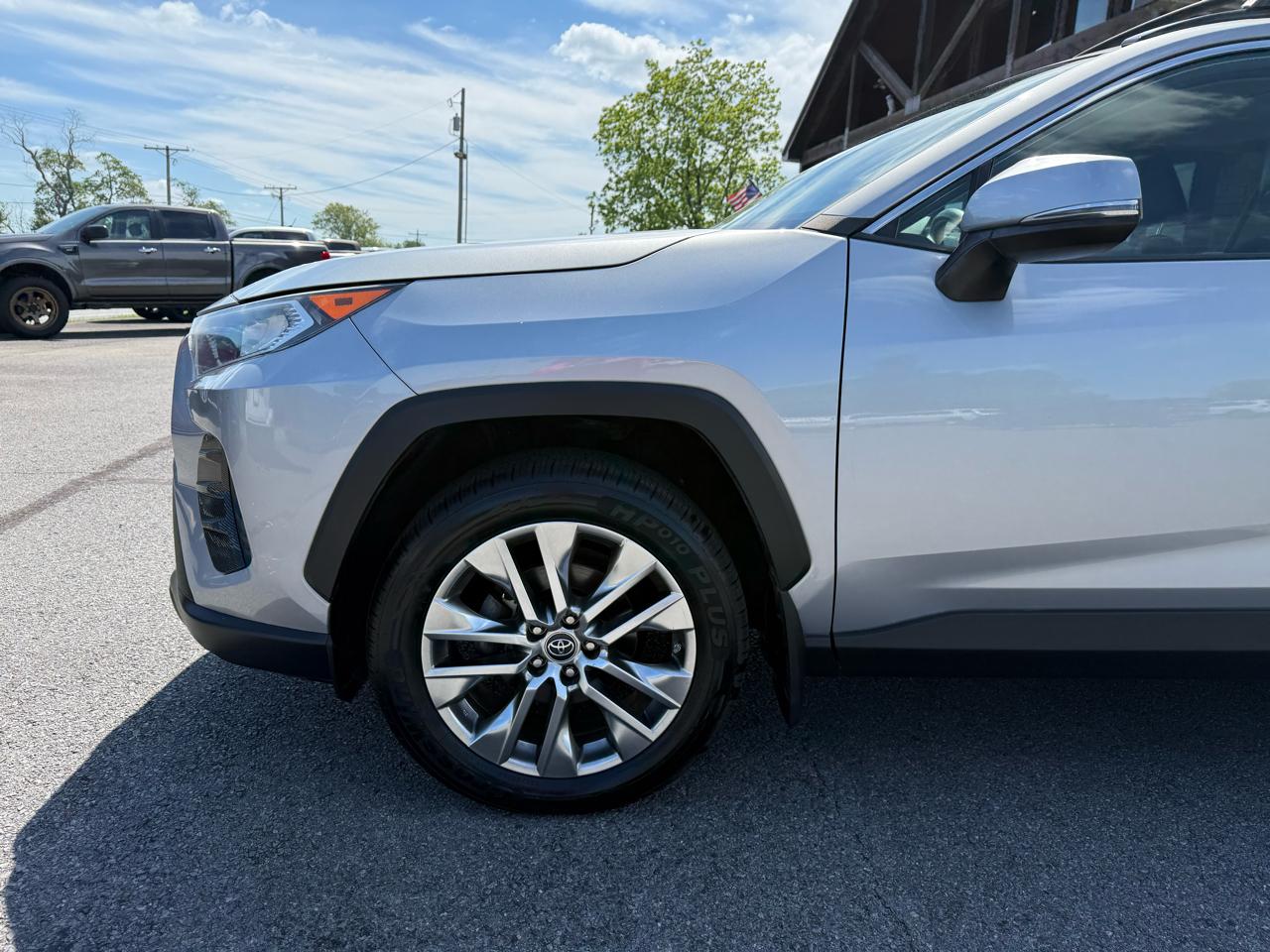 Toyota RAV4 XLE Premium AWD 2019