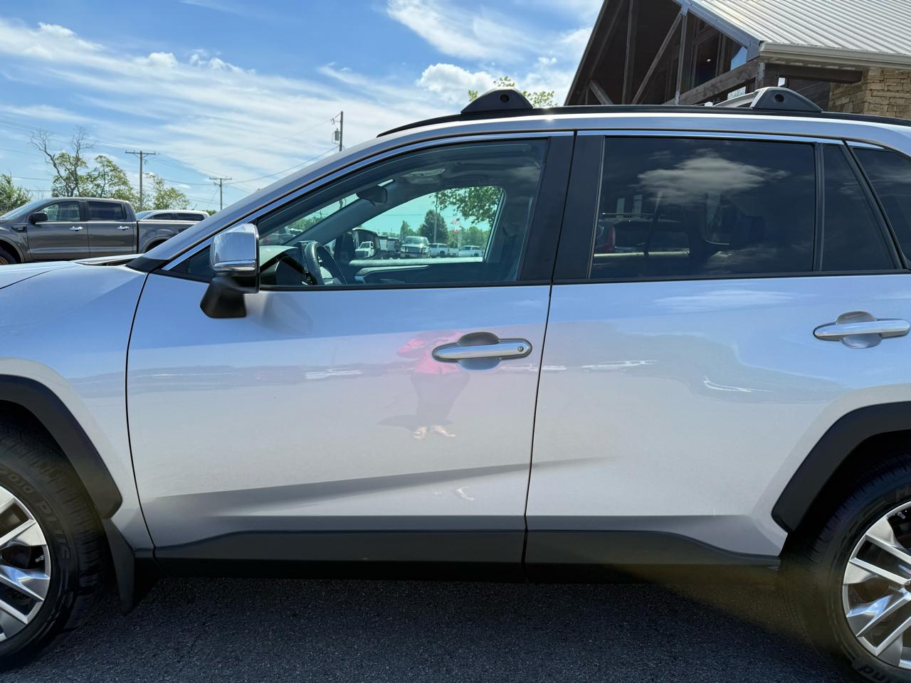 Toyota RAV4 XLE Premium AWD 2019