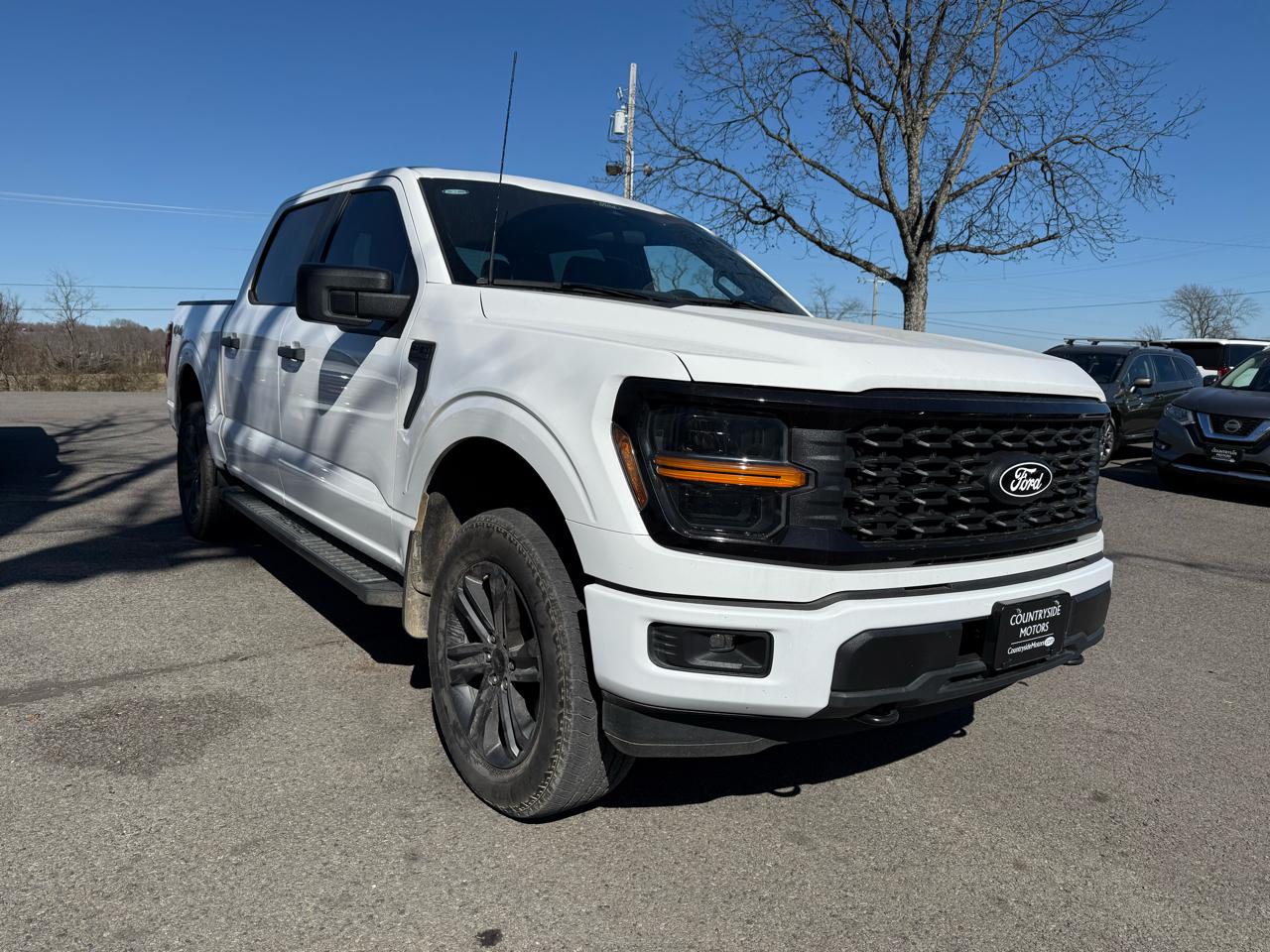 Ford F-150 STX SuperCrew 4WD 2024