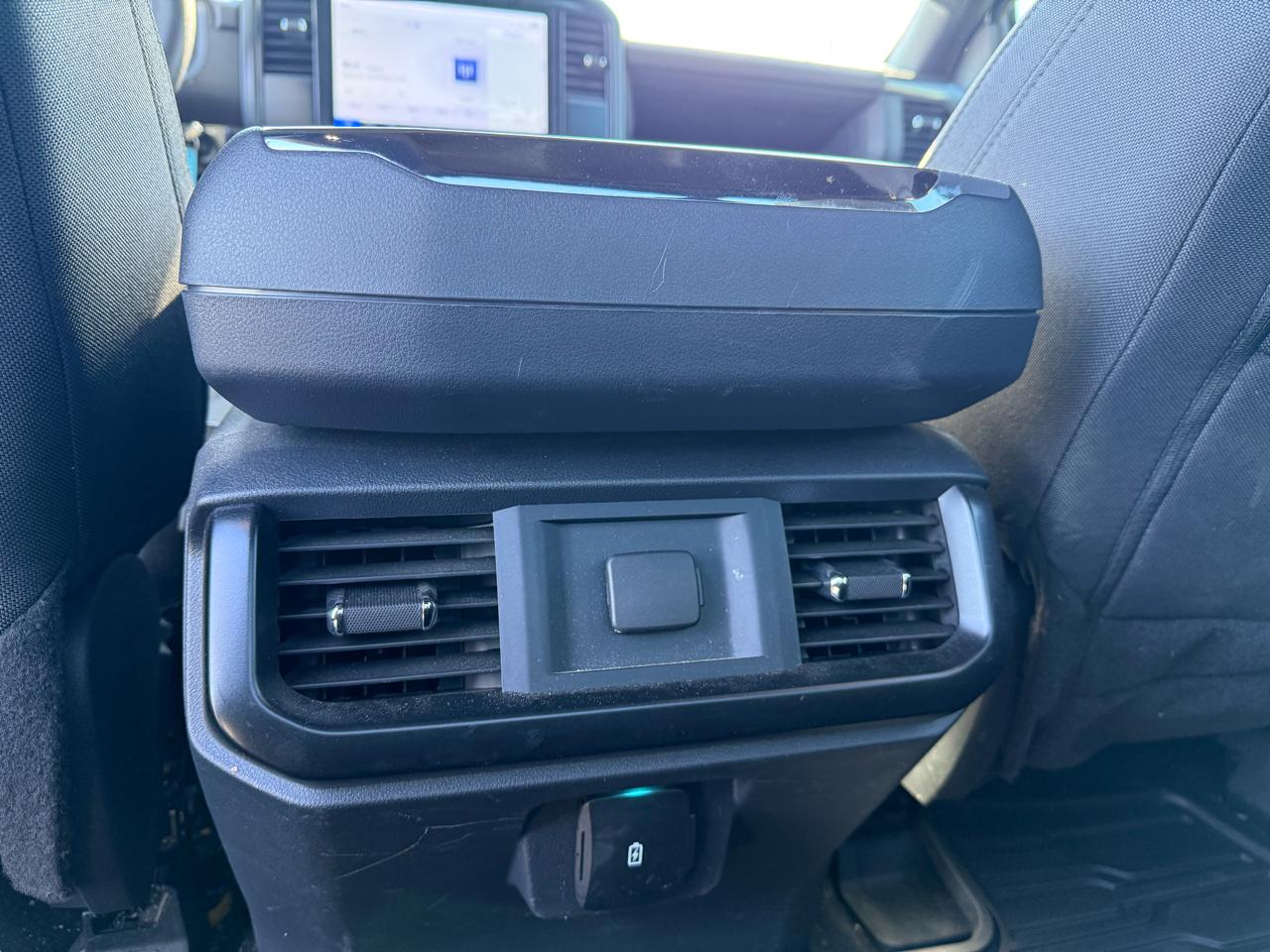 Ford F-150 STX SuperCrew 4WD 2024