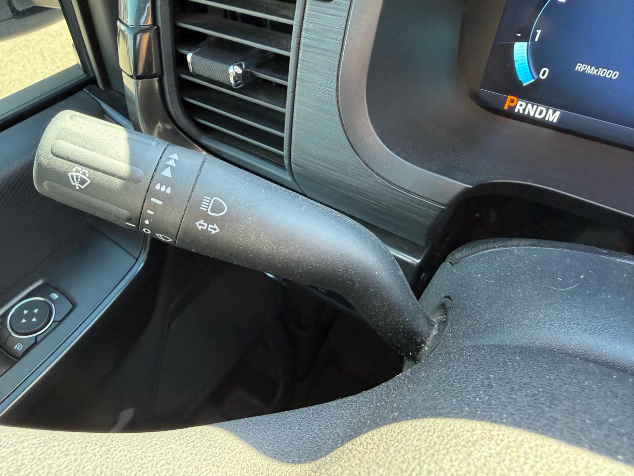 Ford F-150 STX SuperCrew 4WD 2024