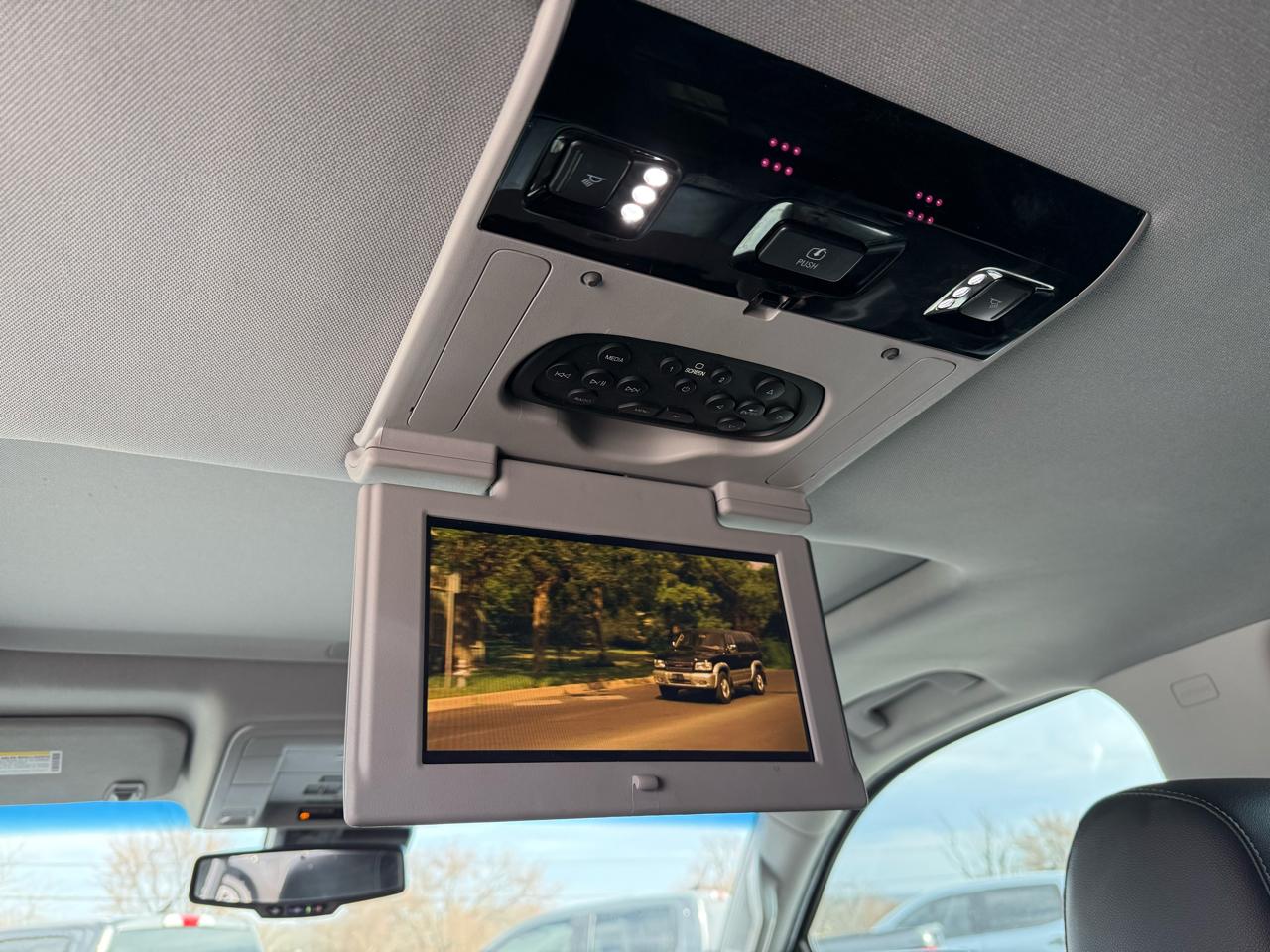 Chevrolet Suburban Premier 2WD 2018