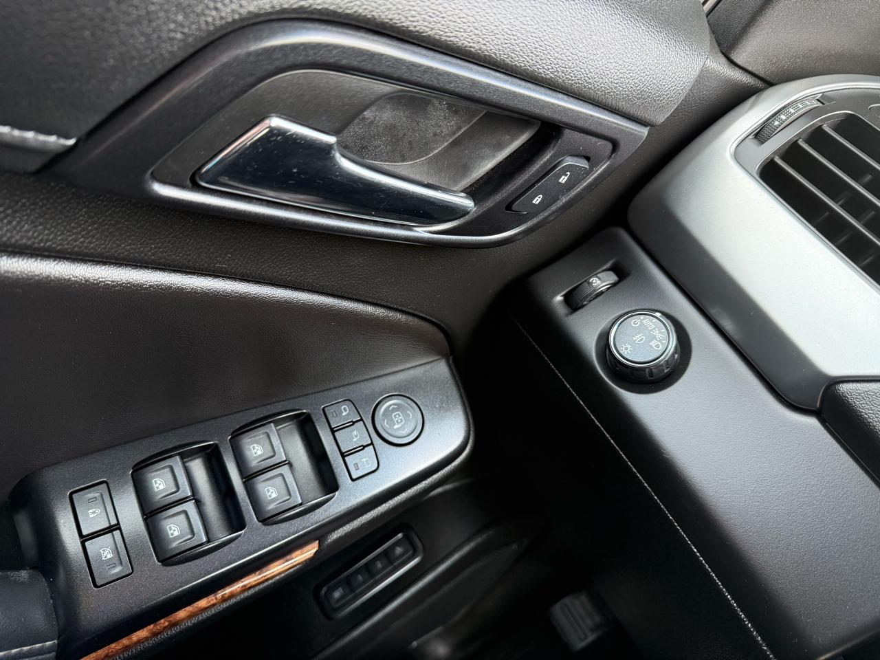 Chevrolet Suburban Premier 2WD 2018