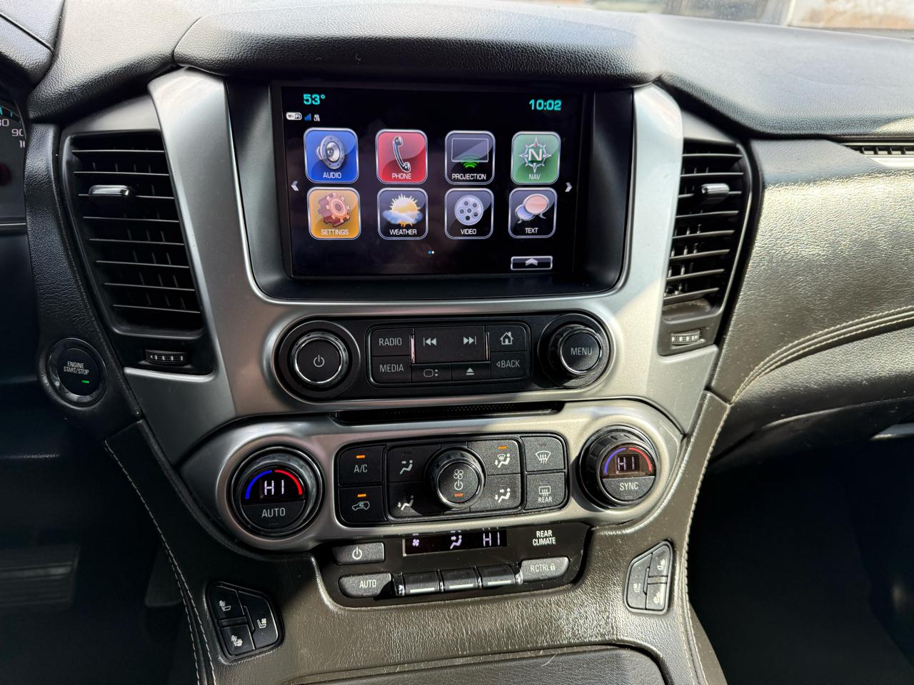 Chevrolet Suburban Premier 2WD 2018