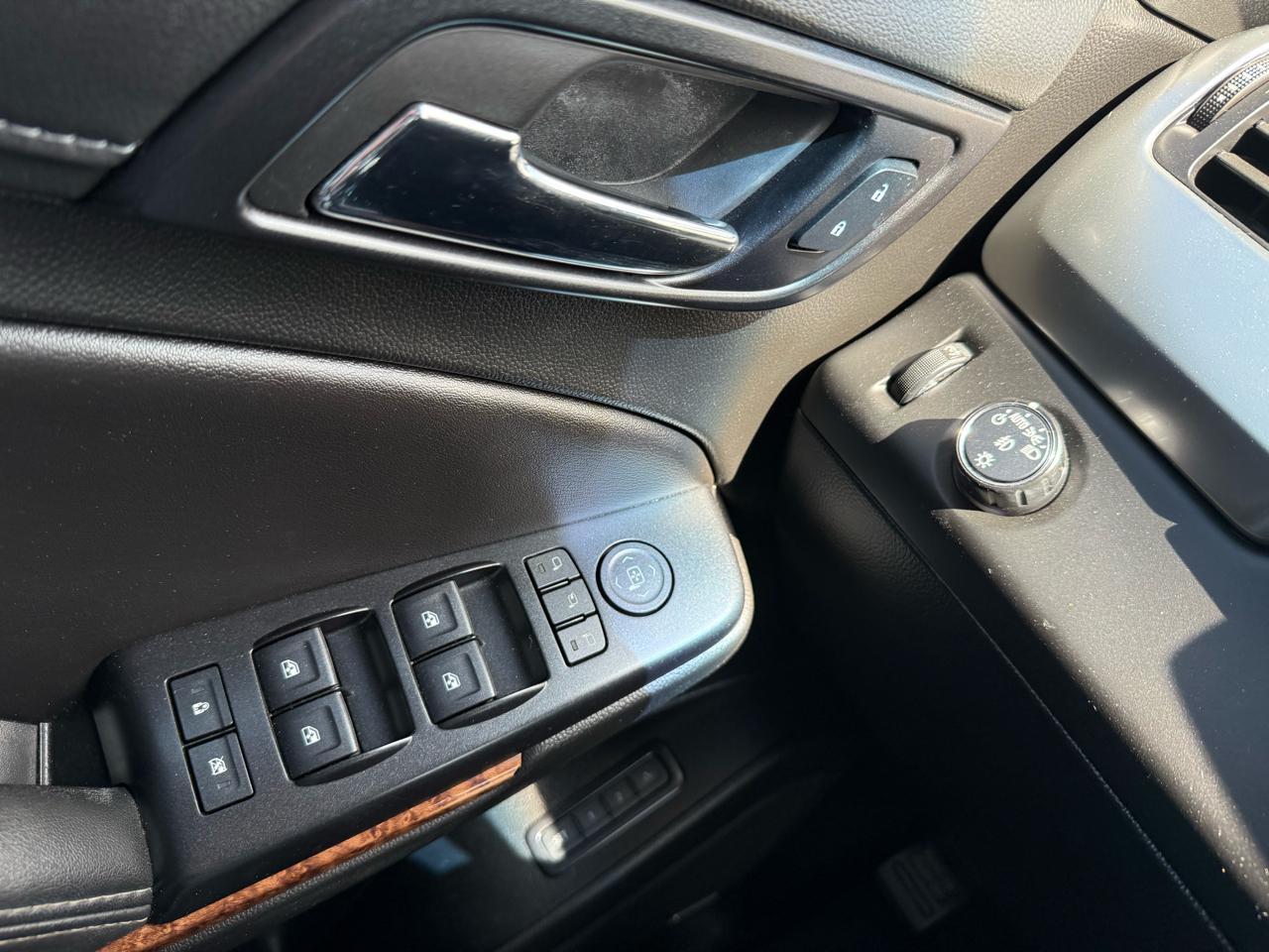 Chevrolet Suburban Premier 2WD 2018