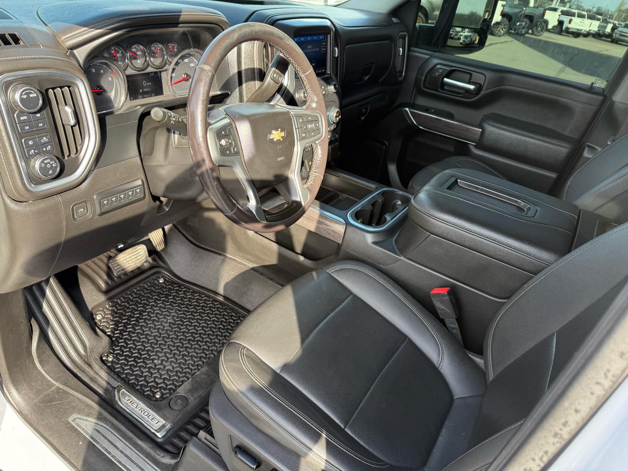 Chevrolet Silverado 2500HD LTZ Crew Cab 4WD 2022