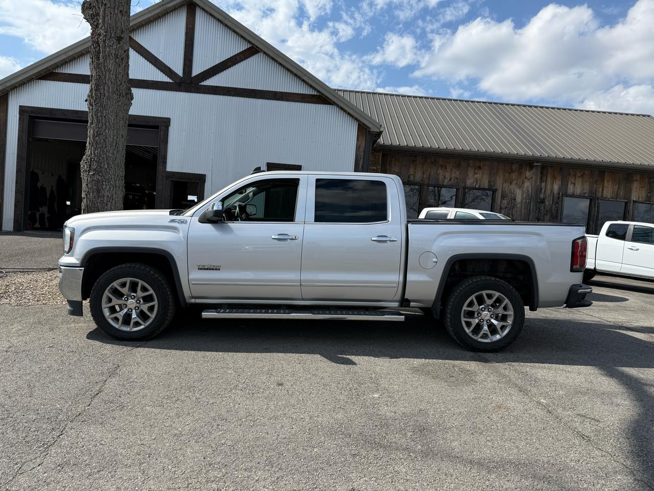 GMC Sierra 1500 SLT Crew Cab 4WD 2018