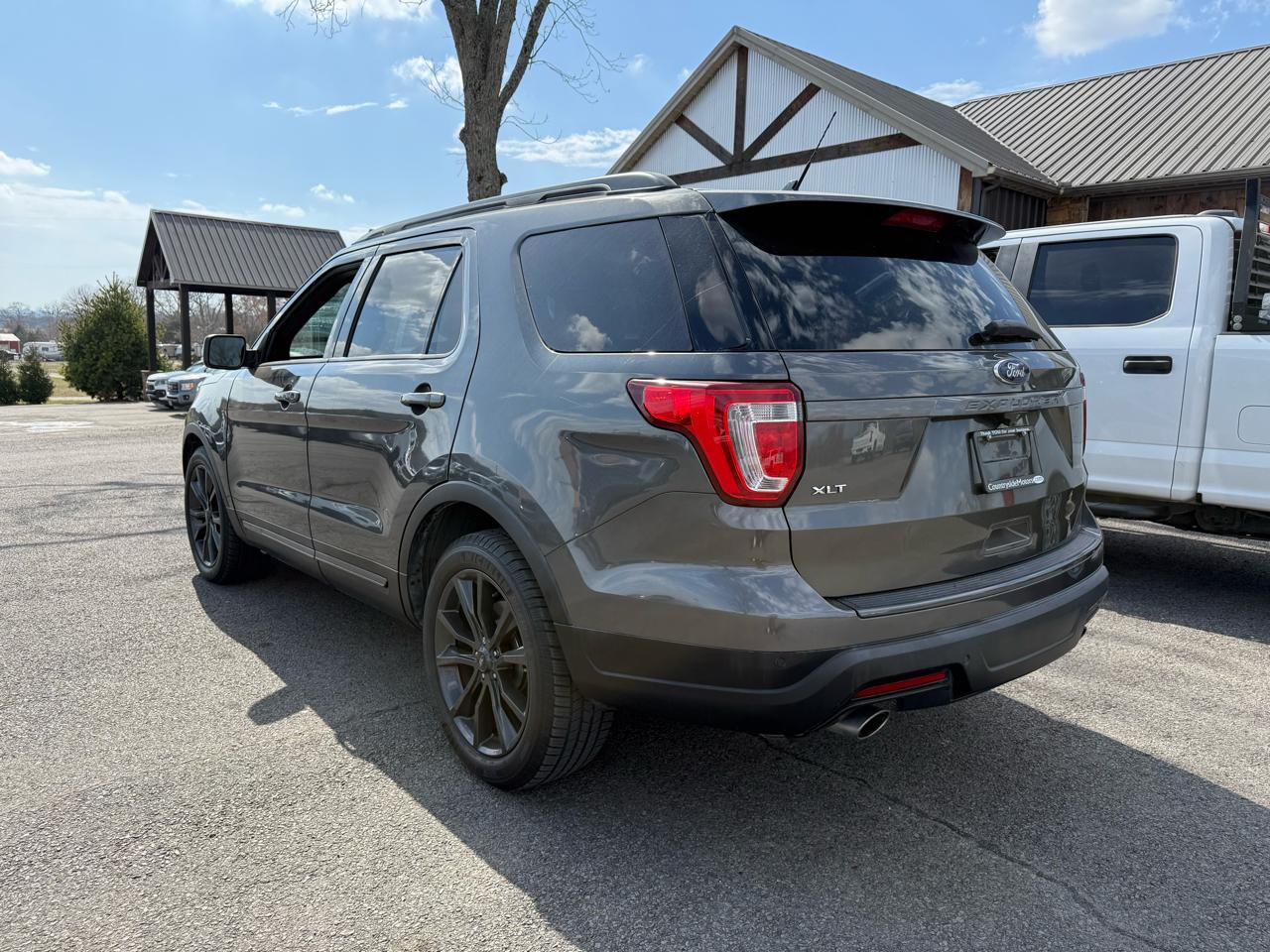 Ford Explorer XLT FWD 2019