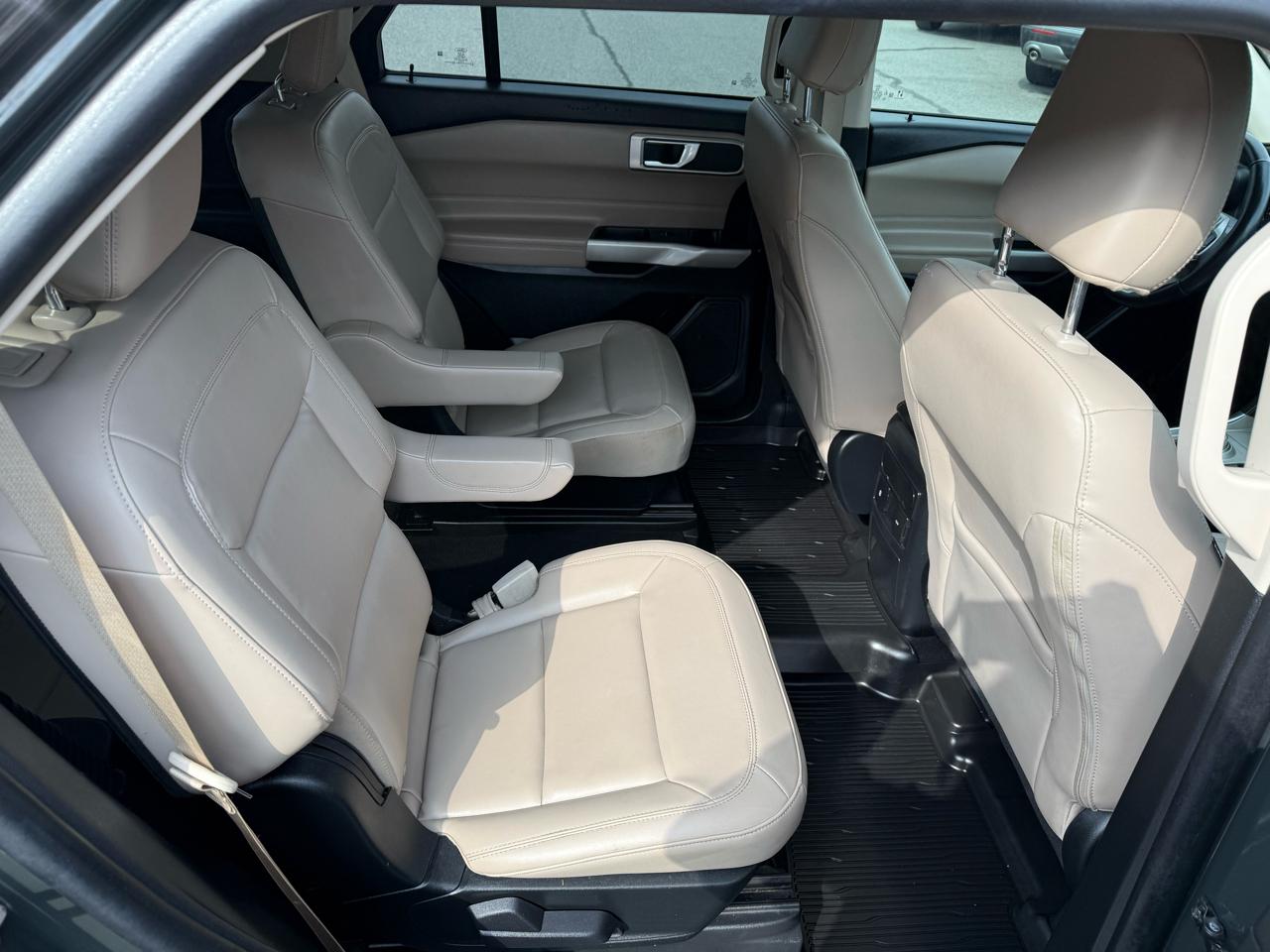 Ford Explorer XLT 2023