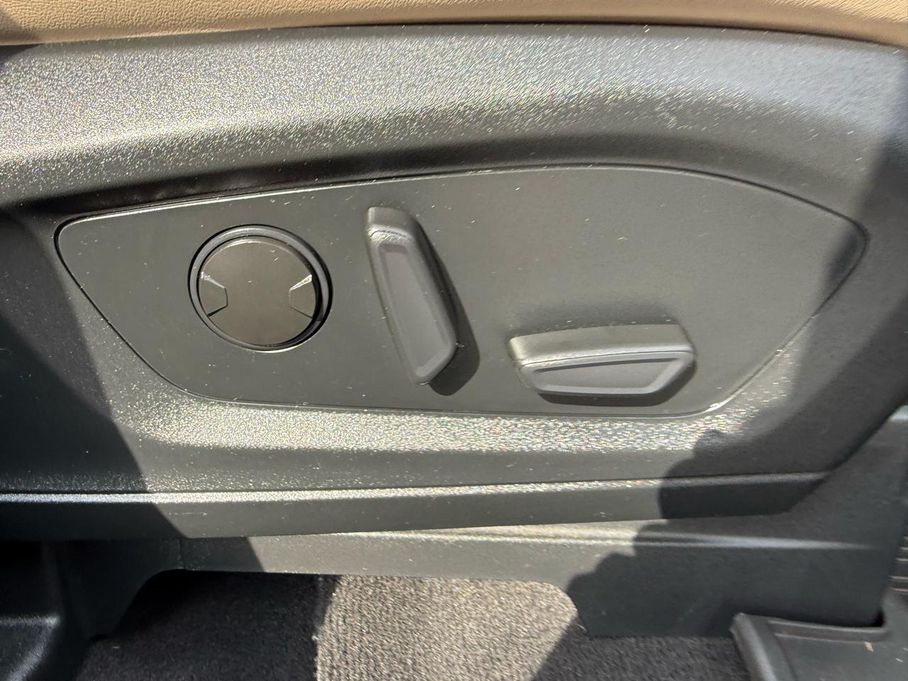 Ford Explorer XLT 2023