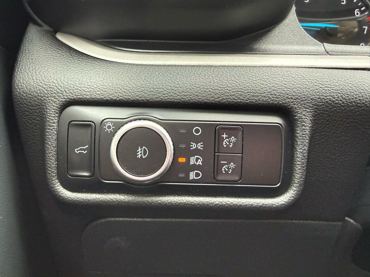 Ford Explorer XLT 2023