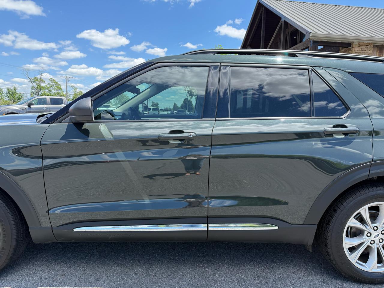 Ford Explorer XLT 2023