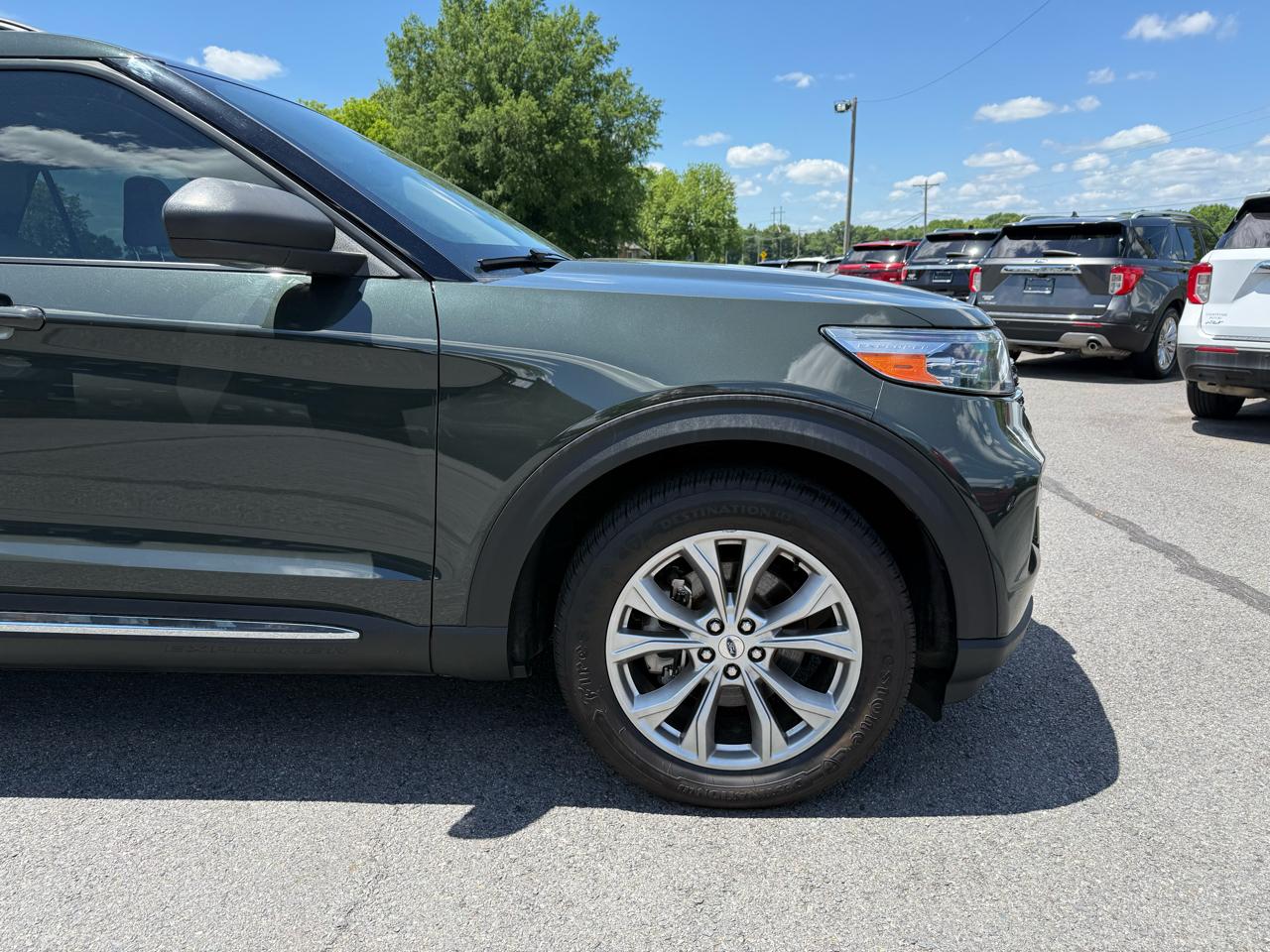 Ford Explorer XLT 2023