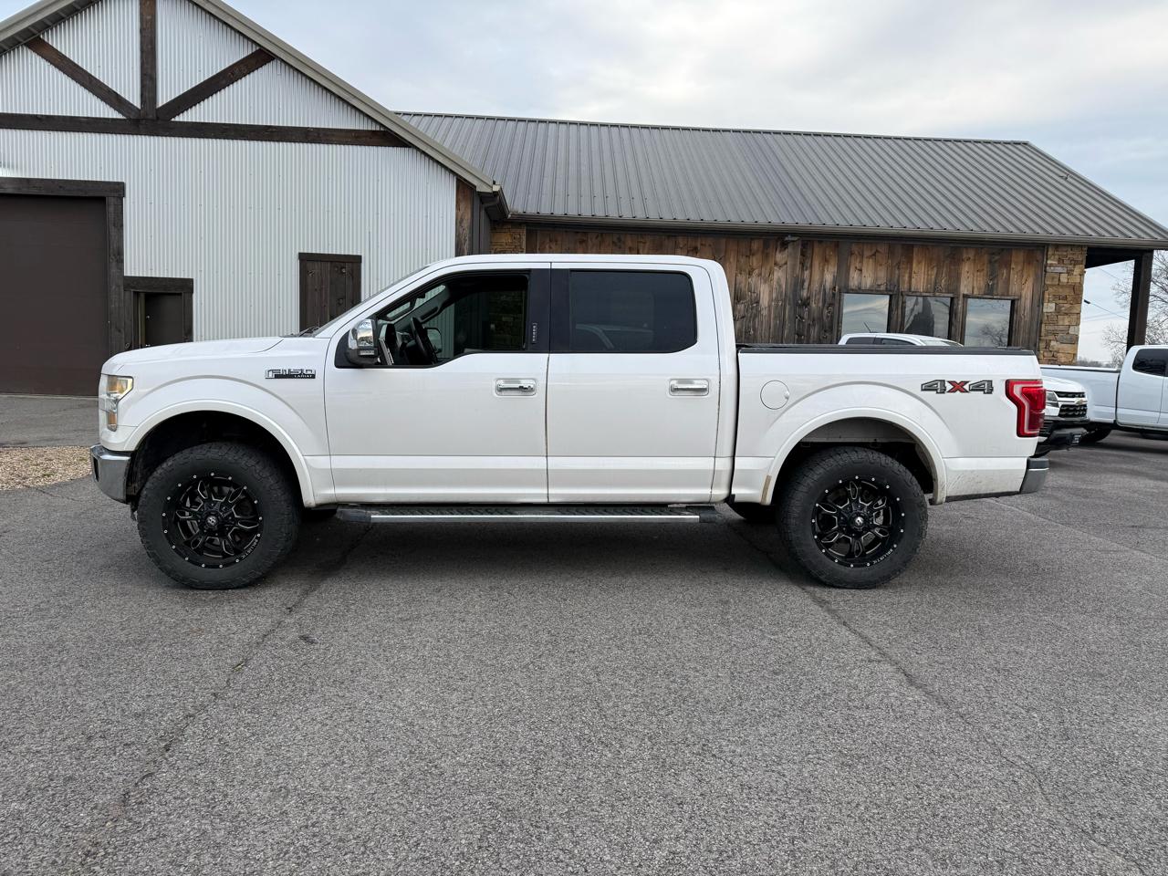 Ford F-150 Lariat SuperCrew 4WD 2015