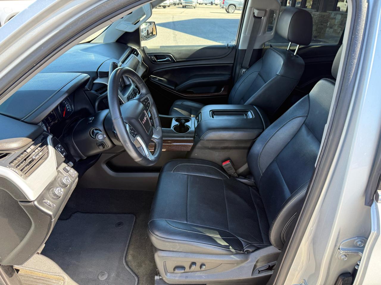 GMC Yukon SLT 4WD 2018