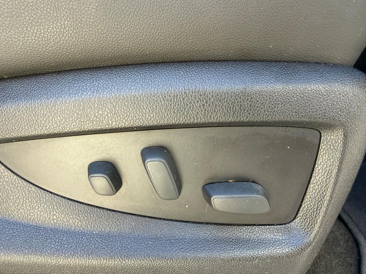 GMC Yukon SLT 4WD 2018