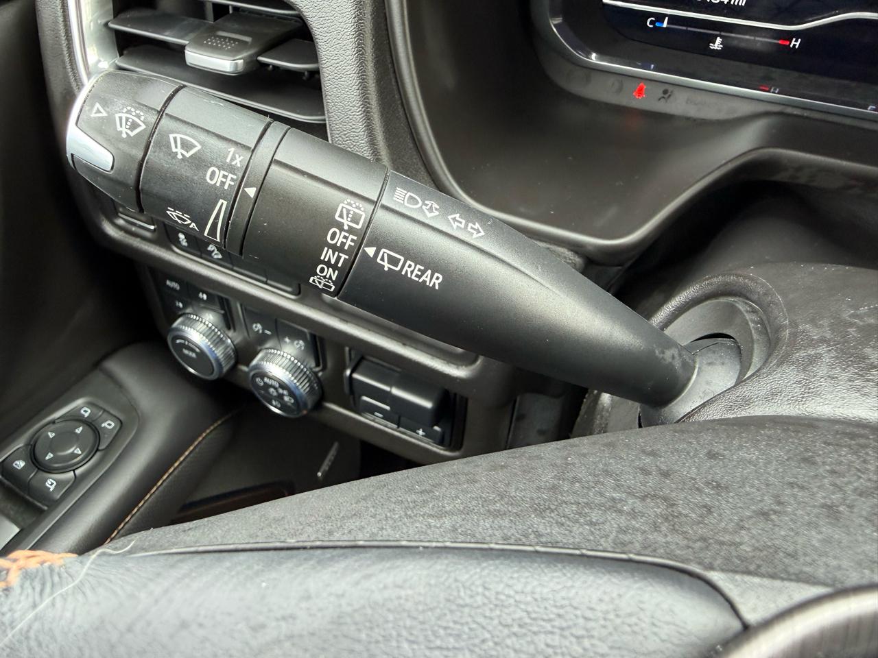 GMC Yukon AT4 4WD 2022