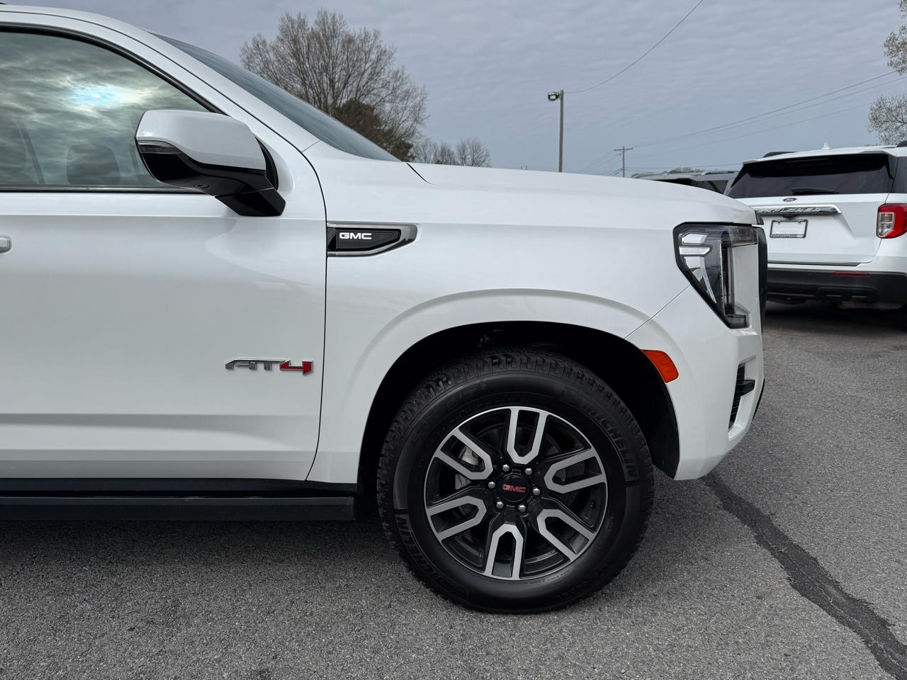 GMC Yukon AT4 4WD 2022