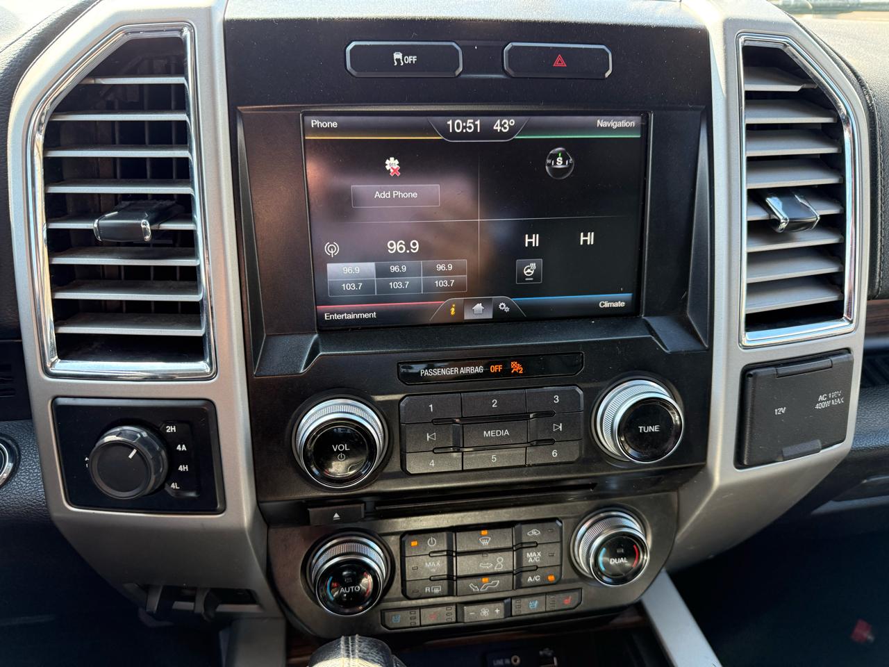 Ford F-150 Lariat SuperCrew 4WD 2015