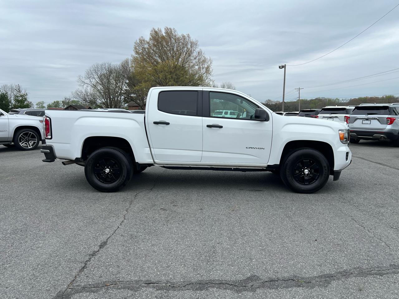 GMC Canyon SLE Crew Cab 2WD 2020