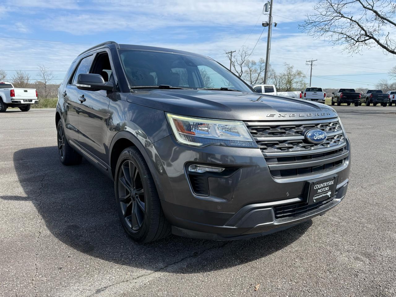 Ford Explorer XLT FWD 2018