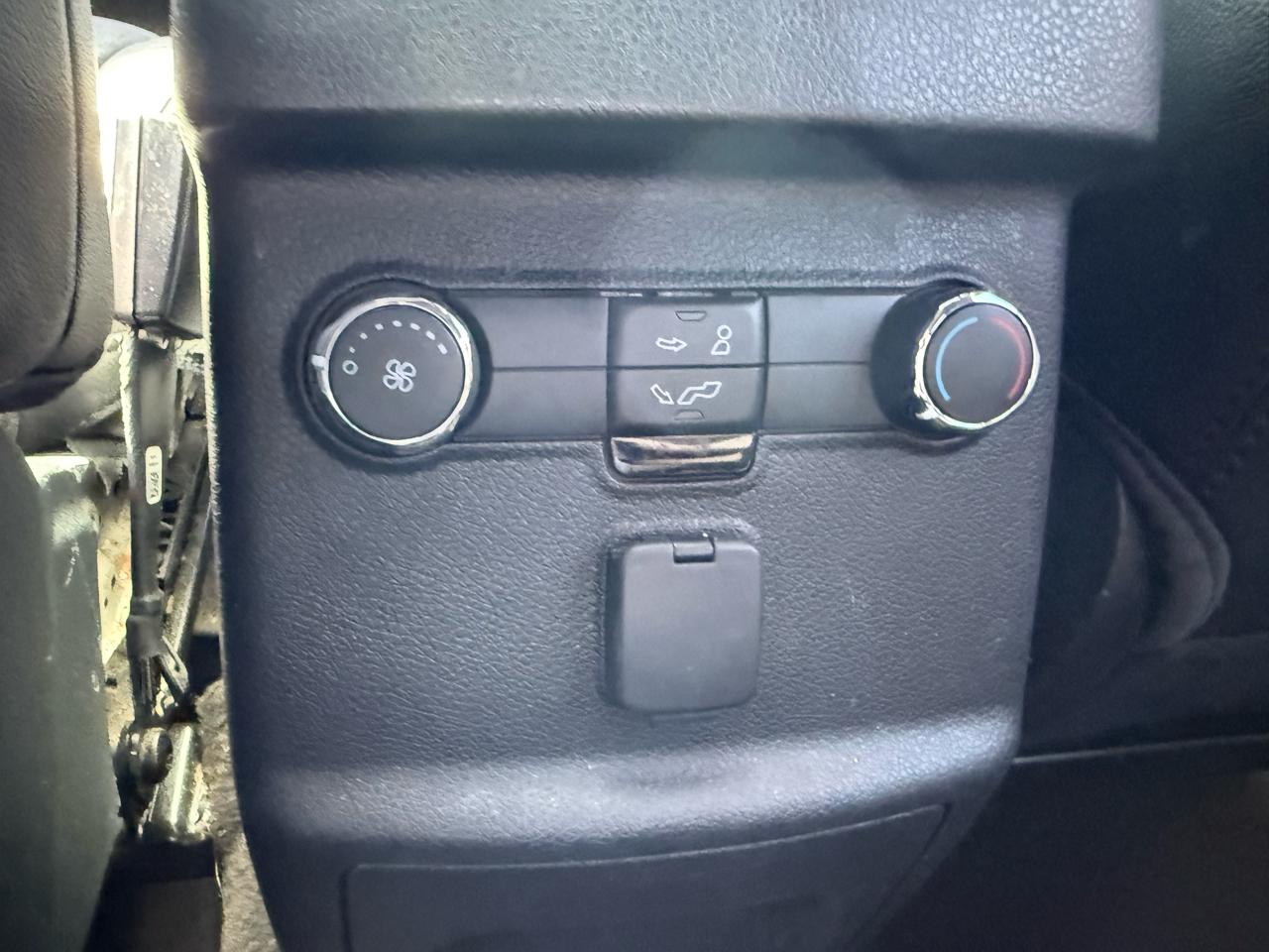 Ford Explorer XLT FWD 2018