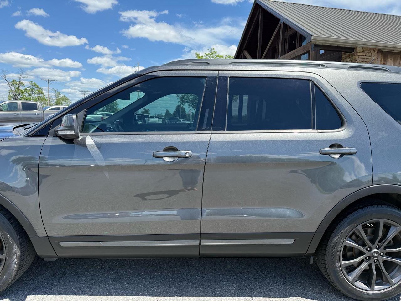 Ford Explorer XLT FWD 2018