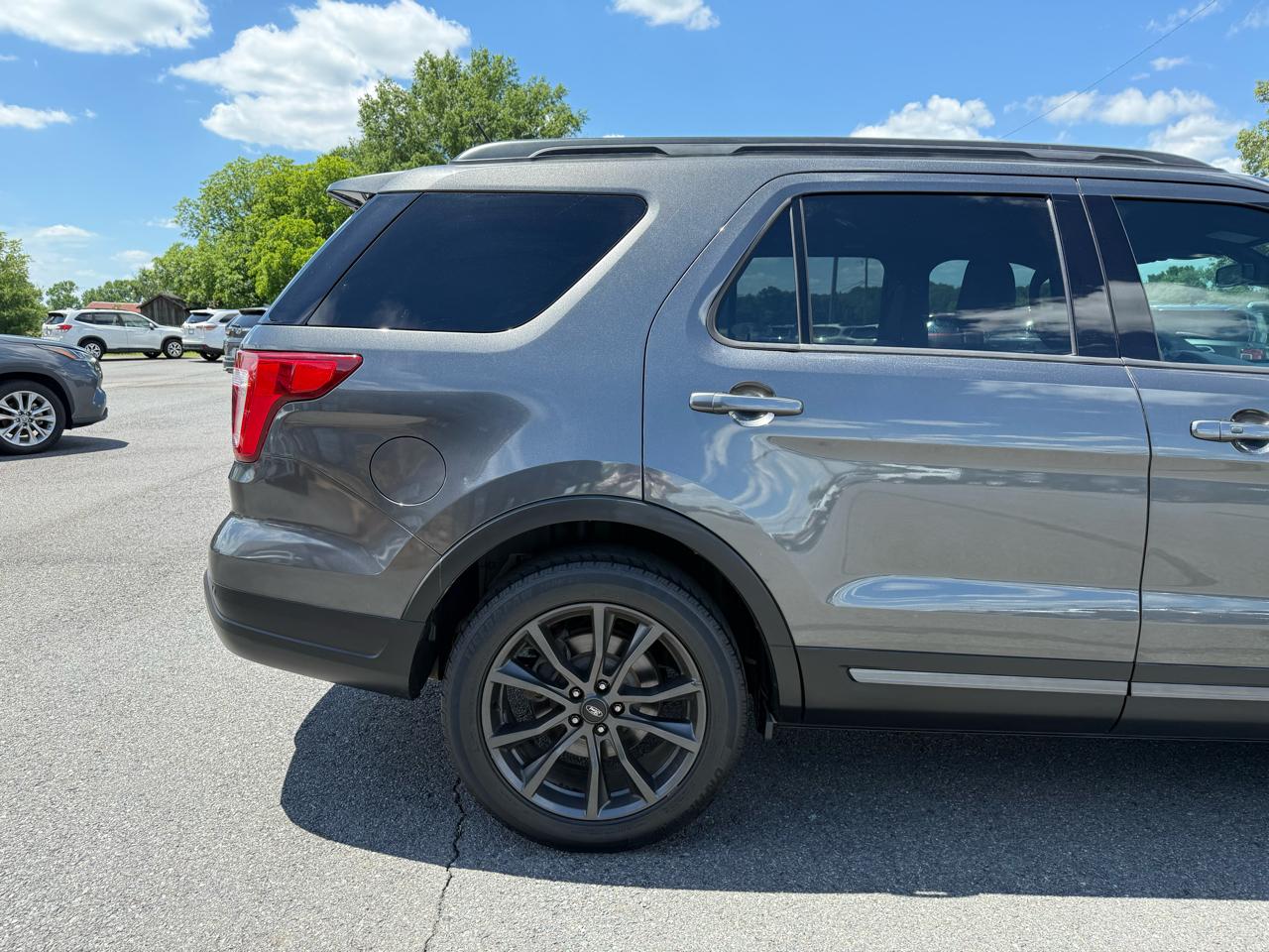 Ford Explorer XLT FWD 2018