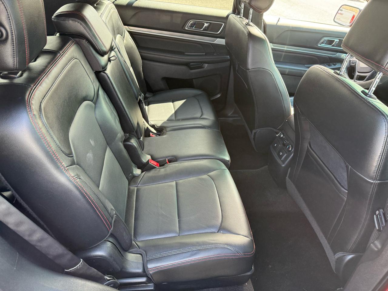 Ford Explorer Sport 4WD 2016