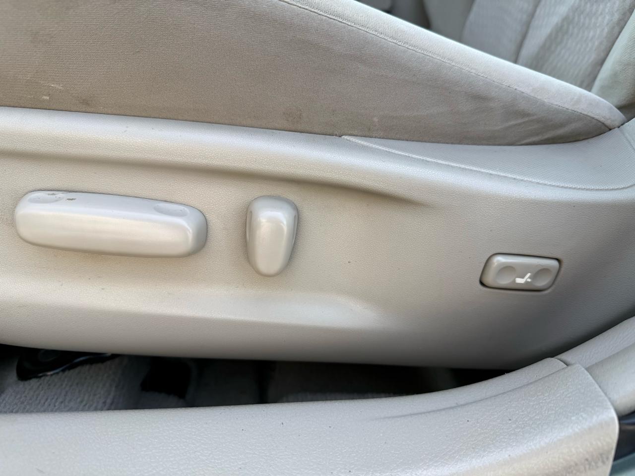 Toyota Camry LE 2011