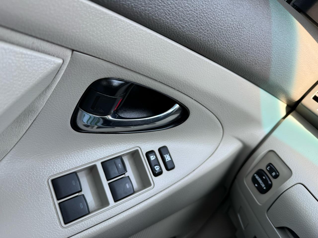 Toyota Camry LE 2011